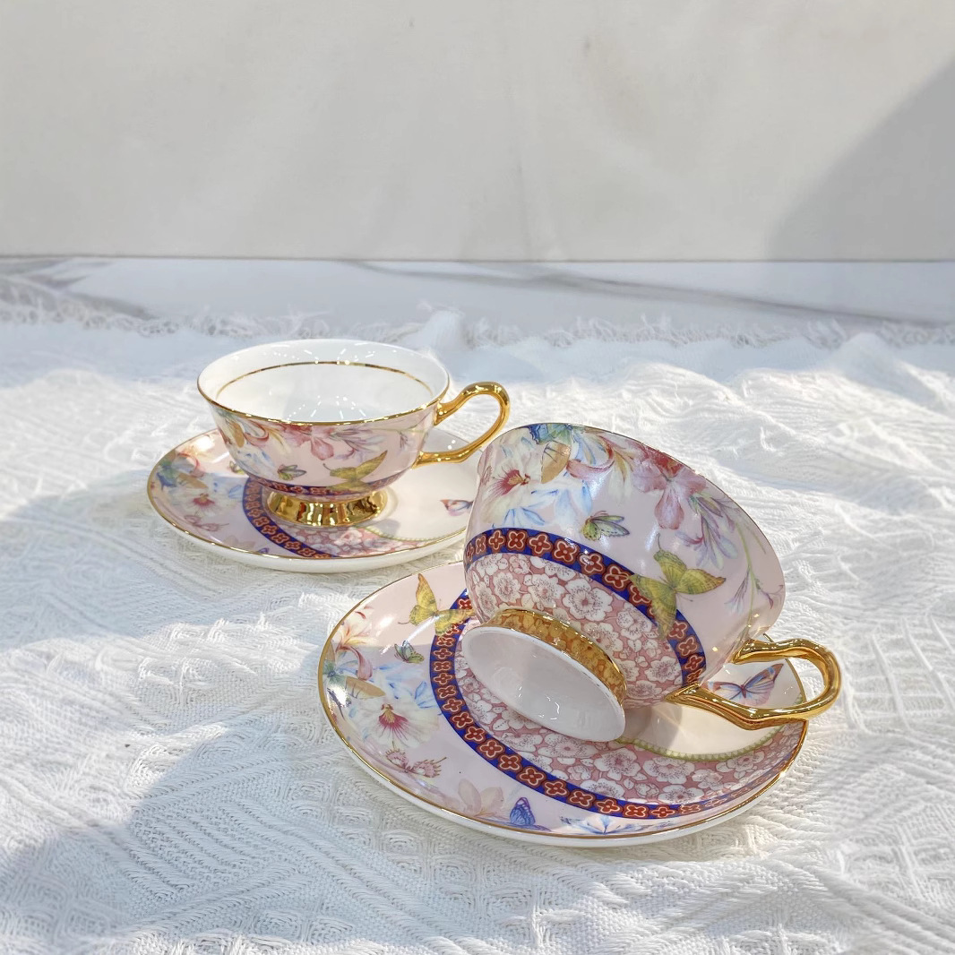 Классическая фарфоровая чашка  – обзор и цена Water Tea And Coffee