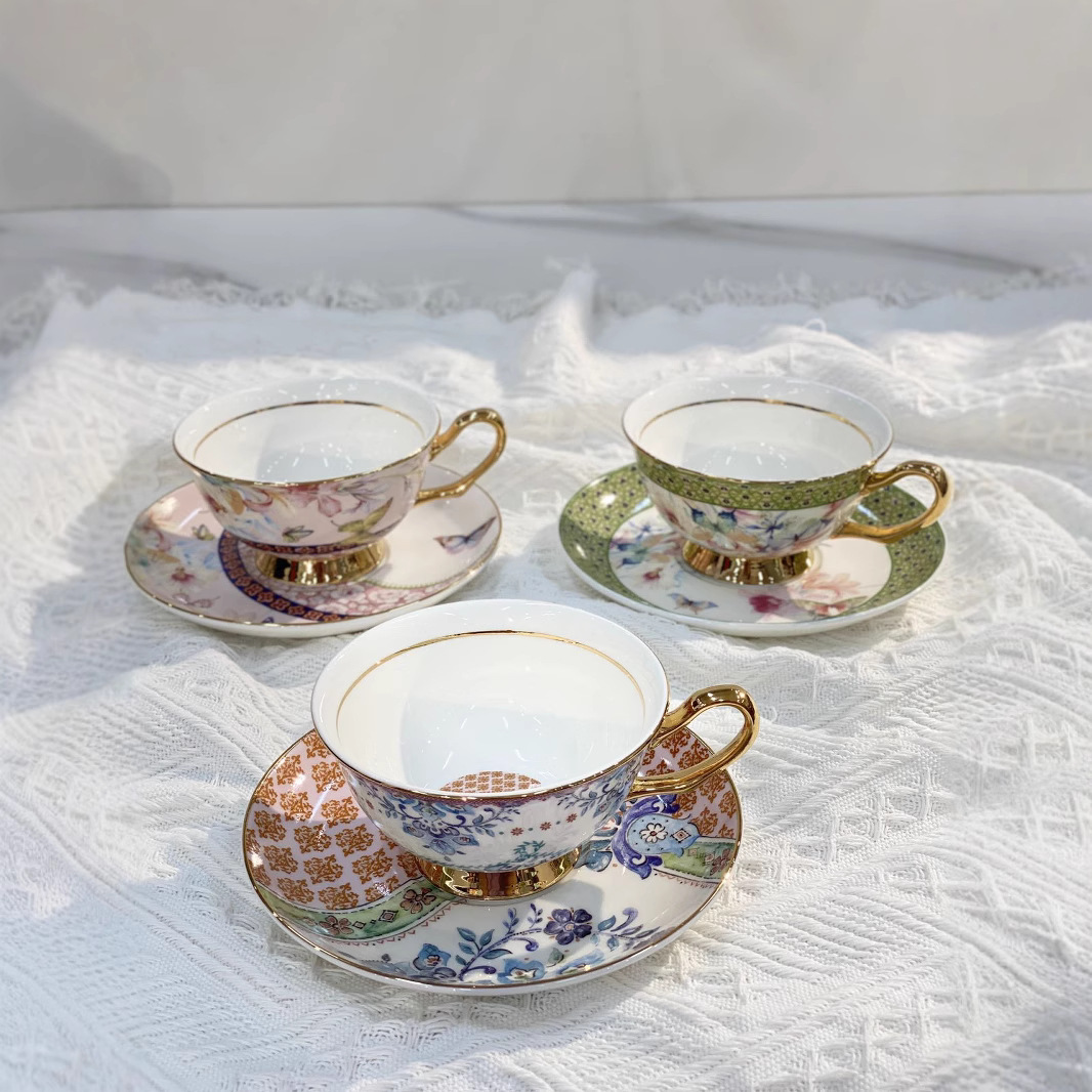 Классическая фарфоровая чашка  – обзор и цена Water Tea And Coffee